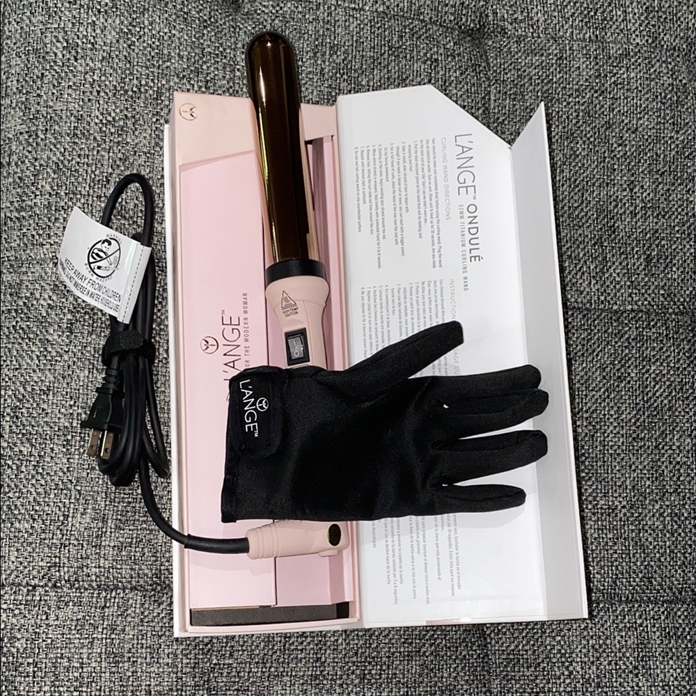 L'ange Titanium Curling Wand in Pink